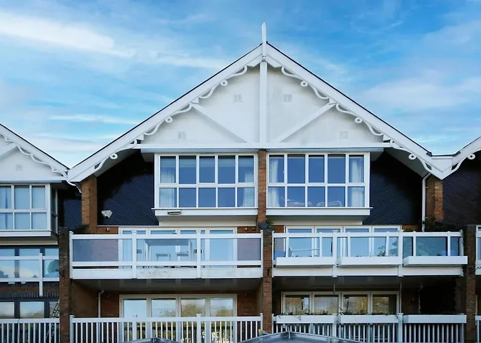 The Oars - Riverfront Property