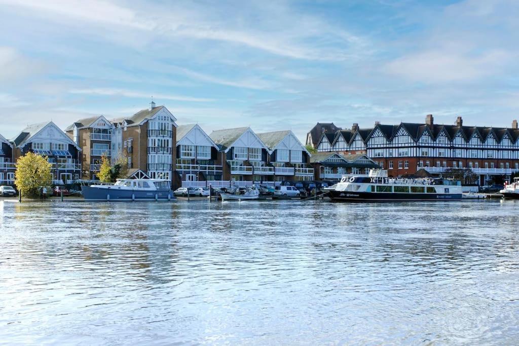 Holiday home The Oars - Riverfront